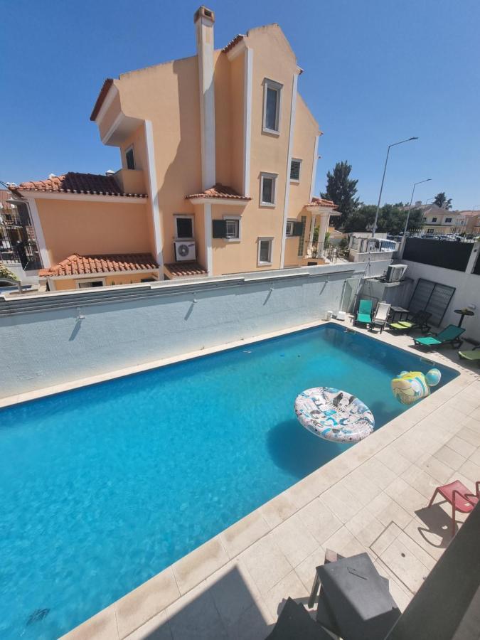 With Pool Quarto em Acomodações Particulares